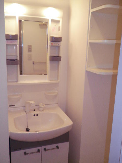 バス・シャワールーム　※同物件別部屋参考画像