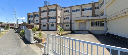 中学校　丹陽中学校（中学校）まで750m