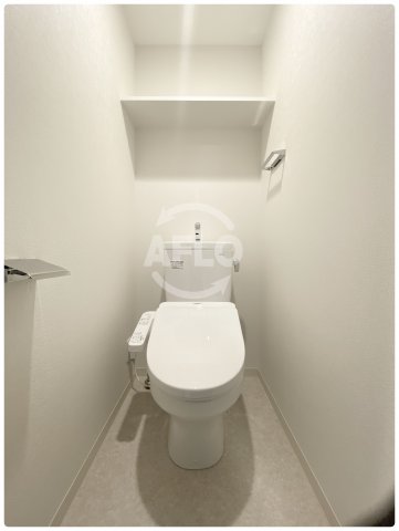 トイレ　エステムコート難波VIIビヨンド　温水洗浄便座