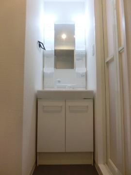 洗面設備　シャンプードレッサー