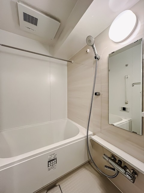 バス・シャワールーム　※写真は同タイプ住戸です。