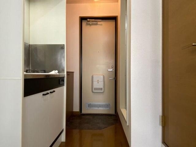 玄関　別号室の参考写真です。