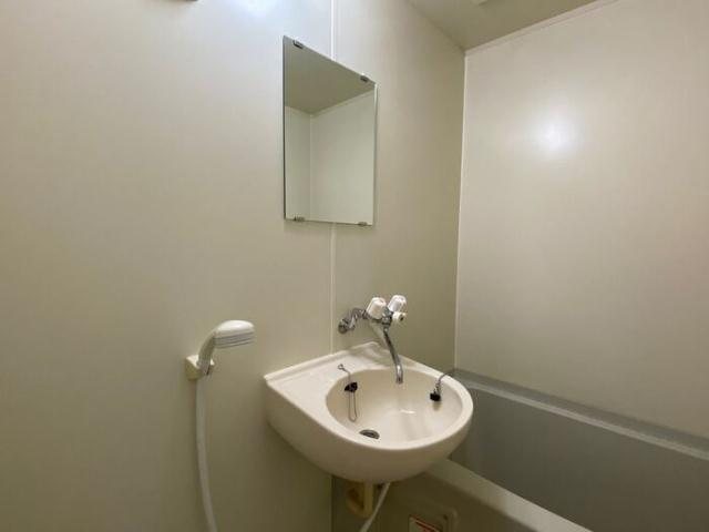 洗面設備　別号室の参考写真です。
