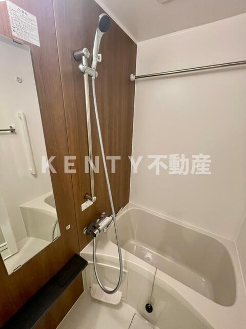 バス・シャワールーム　ゆったり過ごせるお風呂です