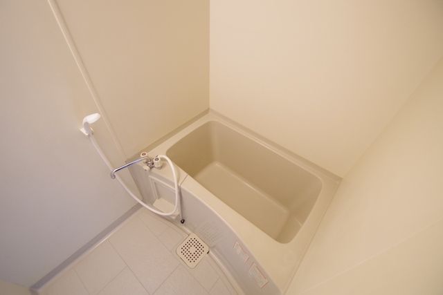 バス・シャワールーム　★清潔感のあるお風呂です★