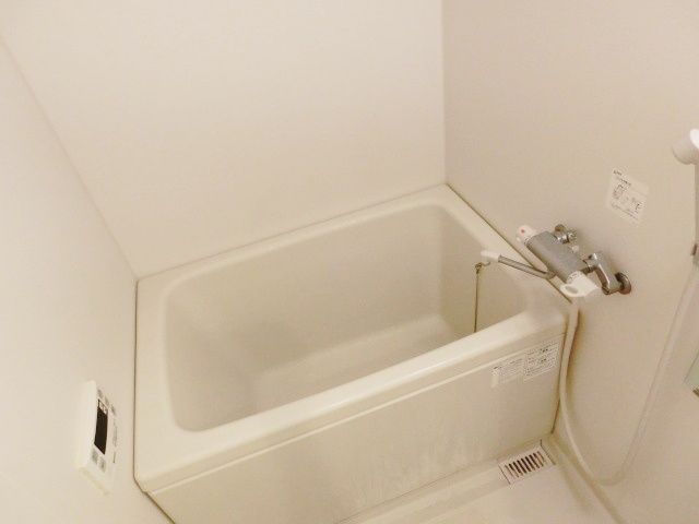 バス・シャワールーム　浴室乾燥機機能付