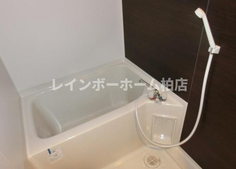 バス・シャワールーム　日々の暮らしに欠かせないお風呂です