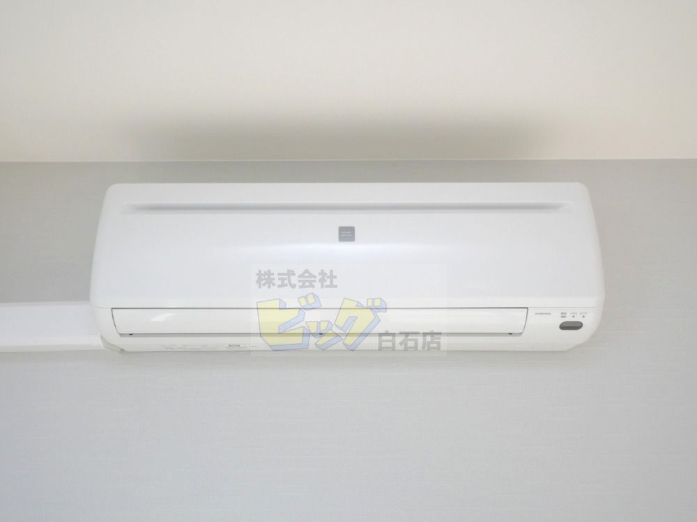 その他設備　夏も快適なエアコン付きです♪