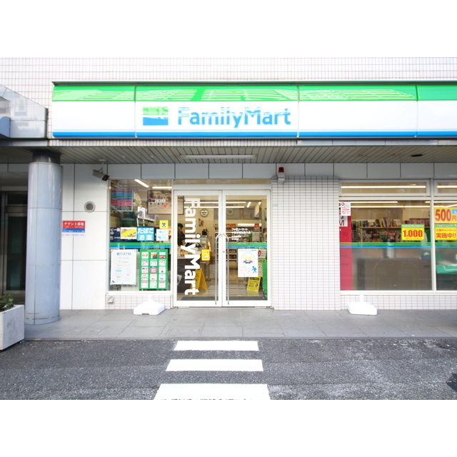コンビニ　（コンビニ）まで270m