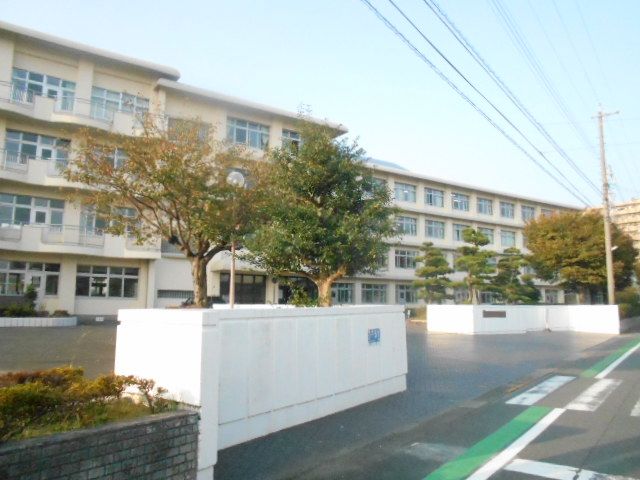 小学校　浜松市立葵西小学校（小学校）まで1014m