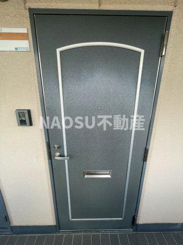 玄関　収納もある玄関です