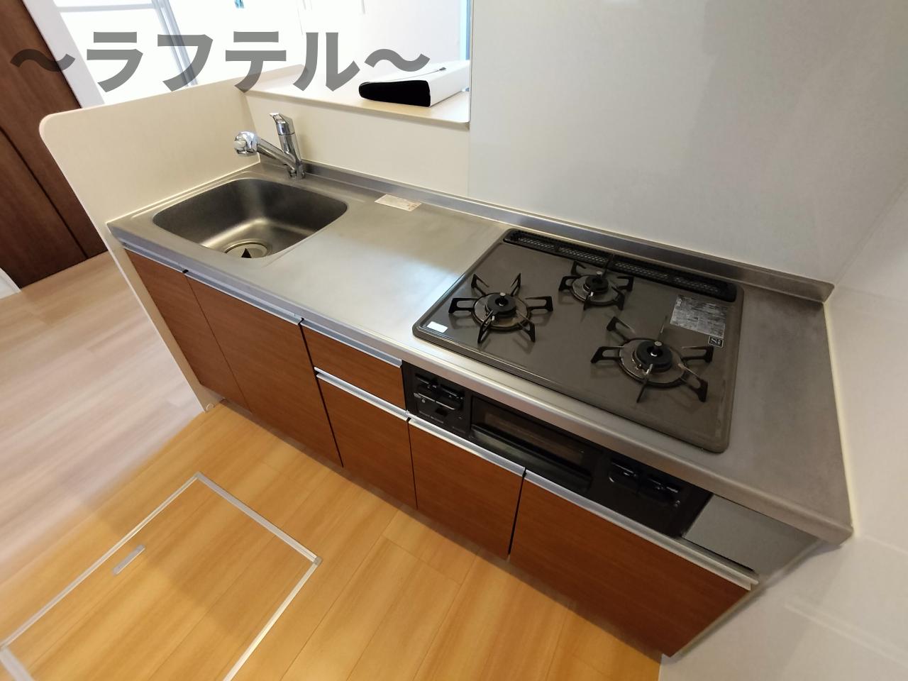 キッチン　別部屋イメージ写真
