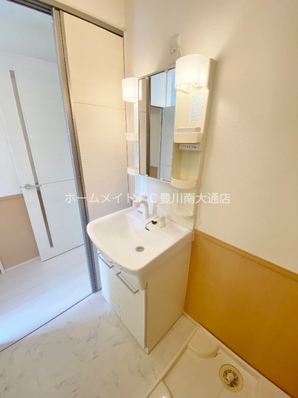 洗面設備　同型別部屋写真