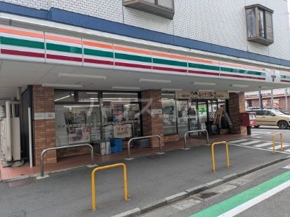 コンビニ　セブン-イレブン　柴崎駅北店（コンビニ）まで395m