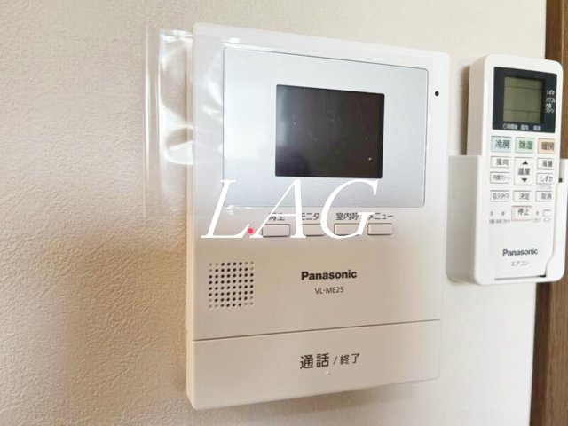 セキュリティ　モニター付きインターフォンです。