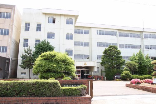 中学校　土浦市立土浦第三中学校（中学校）まで1665m