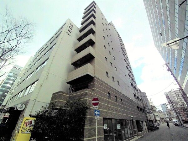 ニューシティアパートメンツ西天満の外観写真