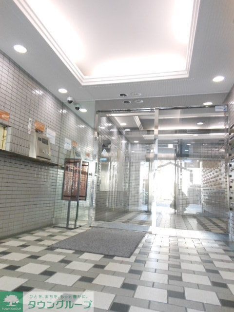 エントランス　エントランス