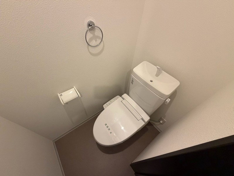 ジーメゾン明石魚住べリアスのトイレ写真
