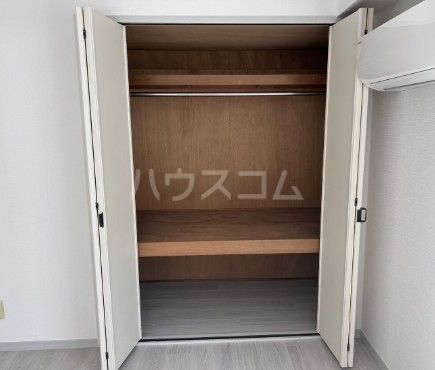 プレース柿の木坂の内装写真