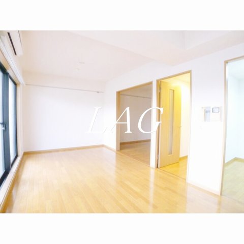 居室・リビング　洋室のお部屋です。