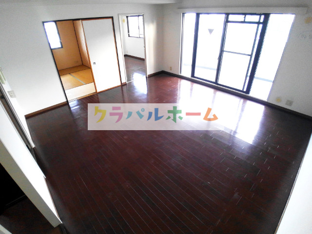 居室・リビング　ＬＤＫ１２．６
