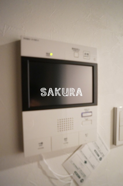 セキュリティ　女性の方でも安心のモニター付きオートロック♪