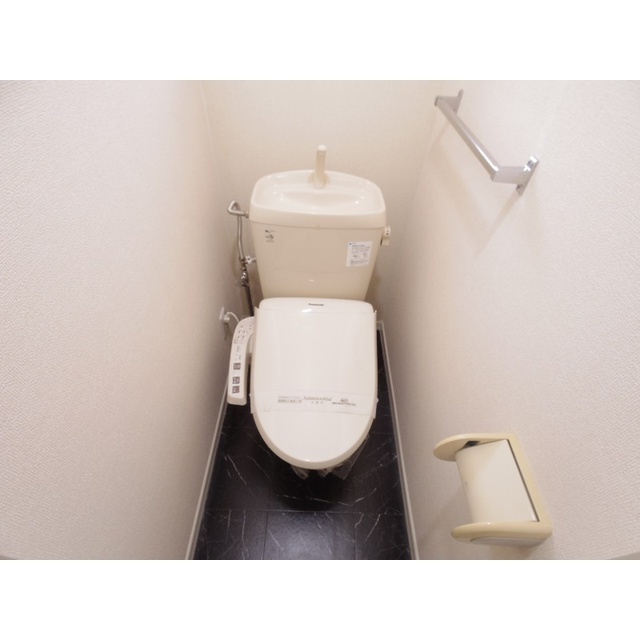 サンエステート W棟のトイレ写真