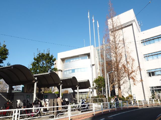 役所　横浜市泉区役所（役所）まで991m