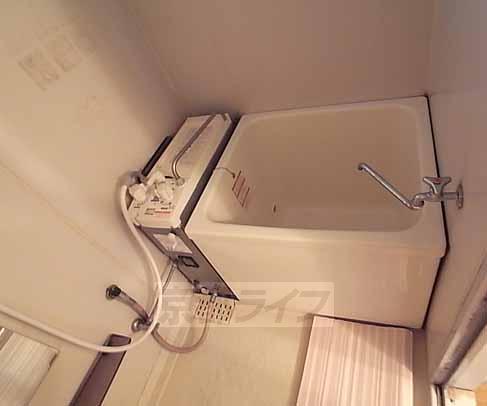 バス・シャワールーム　シャワーも付いてます。