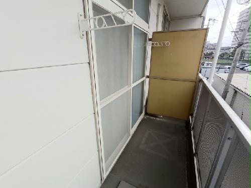 バルコニー　各部屋にベランダ有です。