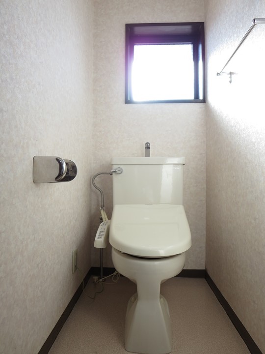 トイレ　バストイレ別タイプ