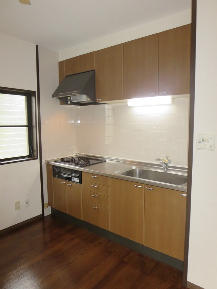 キッチン　システムキッチンガス２口楽しくお料理♪