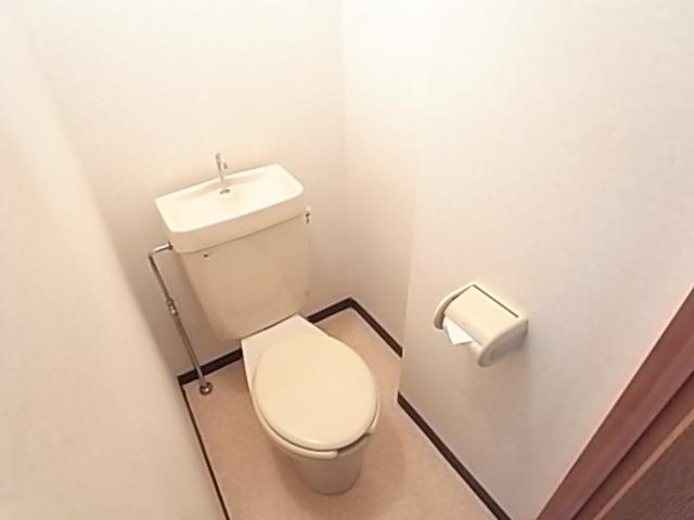 【奈良市若葉台のマンションのトイレ】