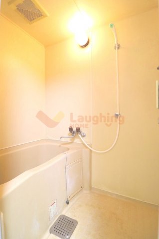 バス・シャワールーム　お風呂です