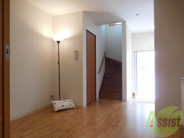 居室・リビング　ピッカピカのフローリング！