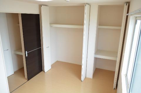 収納　クローゼット
