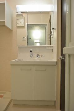 洗面設備　洗髪洗面化粧台