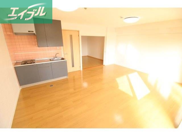 居室・リビング　日当たり良好