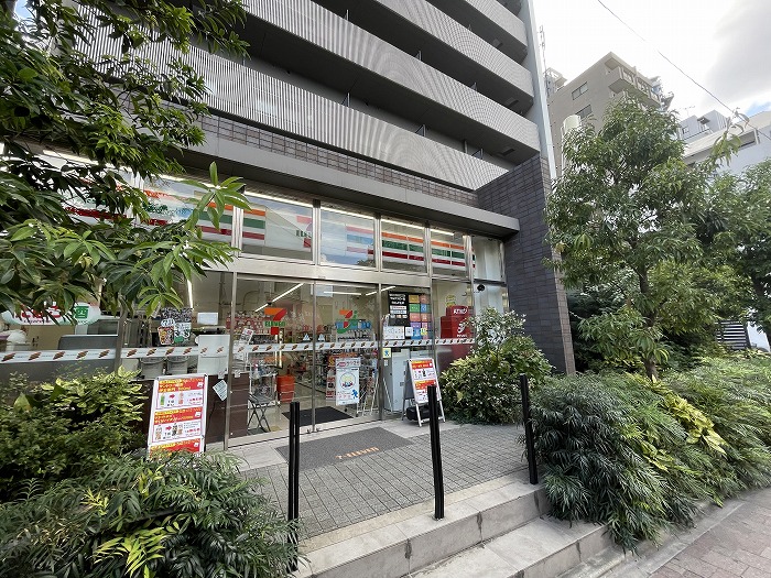 コンビニ　セブンイレブン板橋3丁目南店（コンビニ）まで2m
