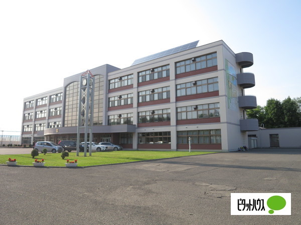 中学校　旭川市立光陽中学校（中学校）まで1320m