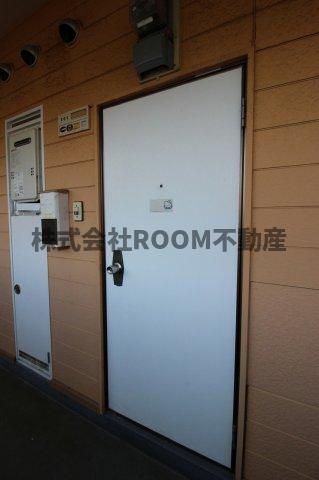 玄関　収納もある玄関です