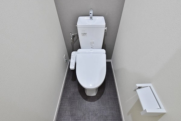 トイレ　★温水洗浄便座付トイレ★