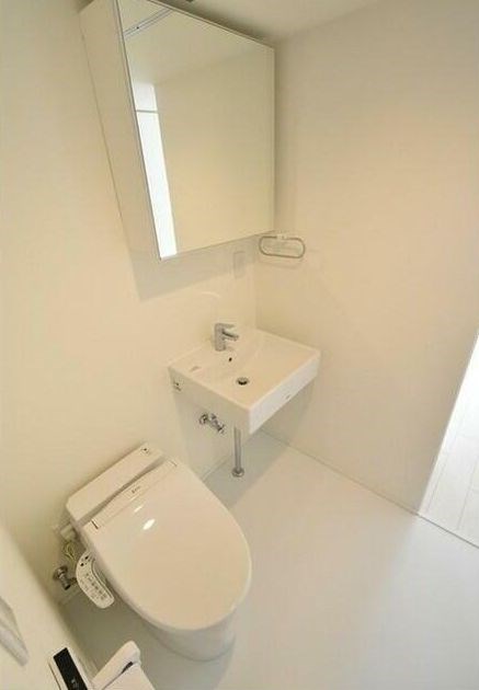 トイレ　別号室参考写真