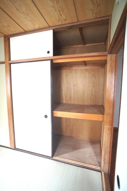 収納　洋室４．５畳収納