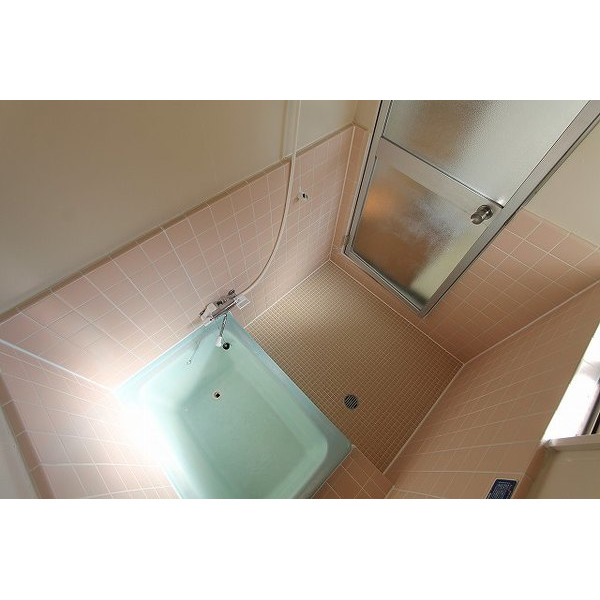 バス・シャワールーム　※現況を優先します。