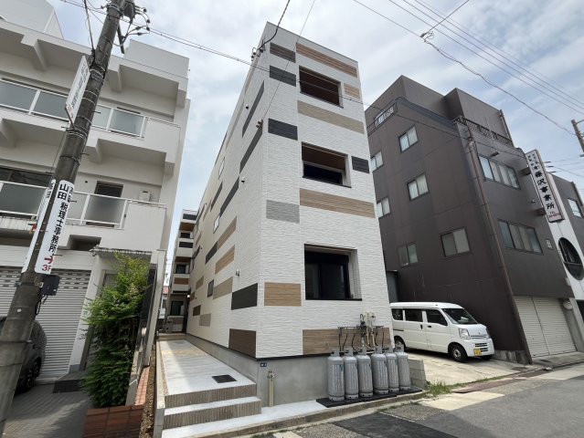 建物外観　DEVELD橘