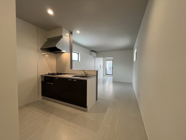 居室・リビング　DEVELD橘