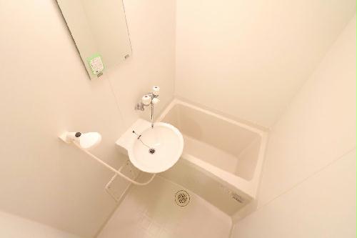 バス・シャワールーム　温水洗浄便座を完備しており快適な毎日を！