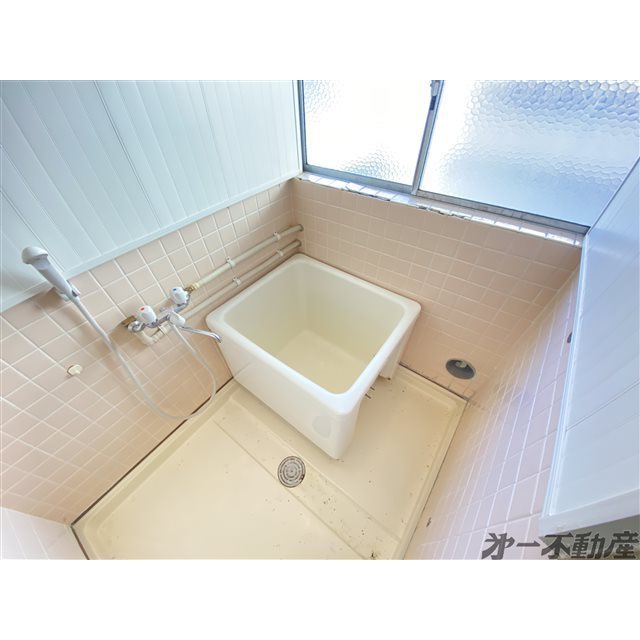 バス・シャワールーム　バス